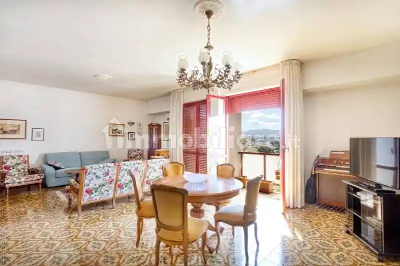 Appartamento in vendita a Livorno