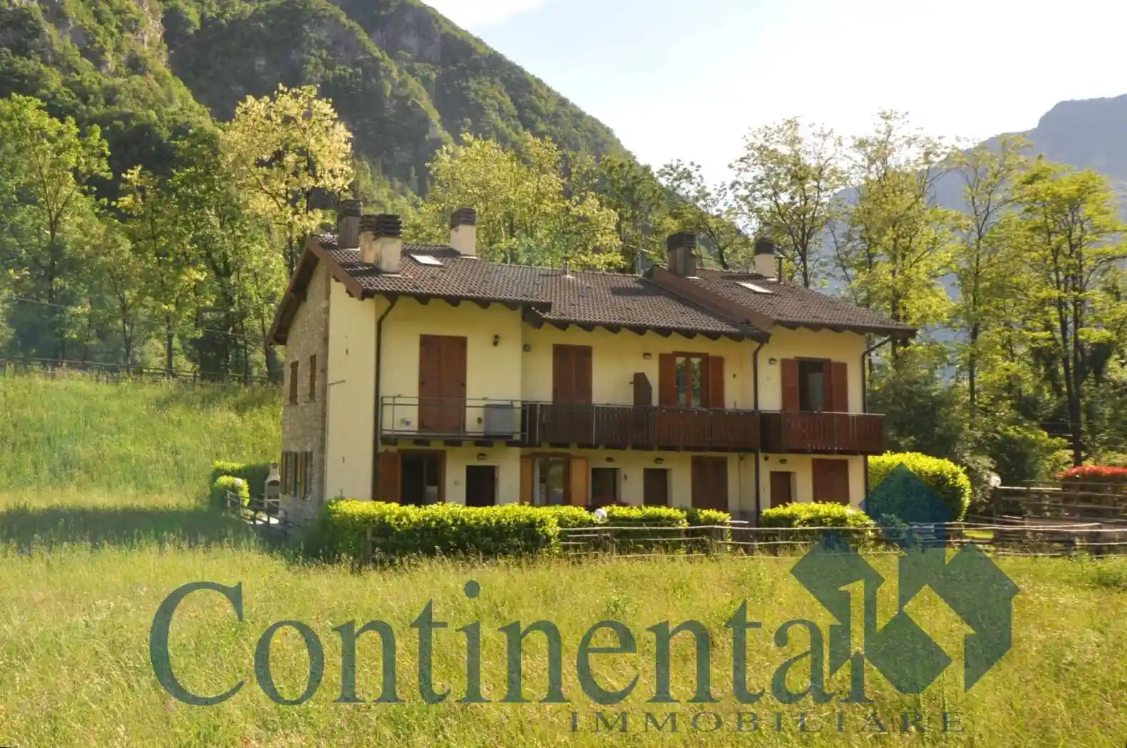 Appartamento in vendita a Lenna