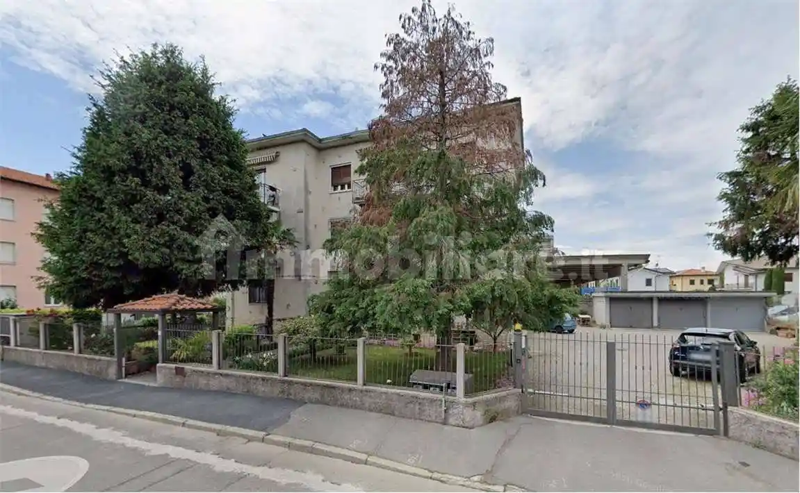 Appartamento in vendita a Turate