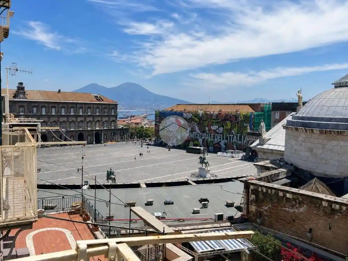 Appartamento in vendita a Napoli