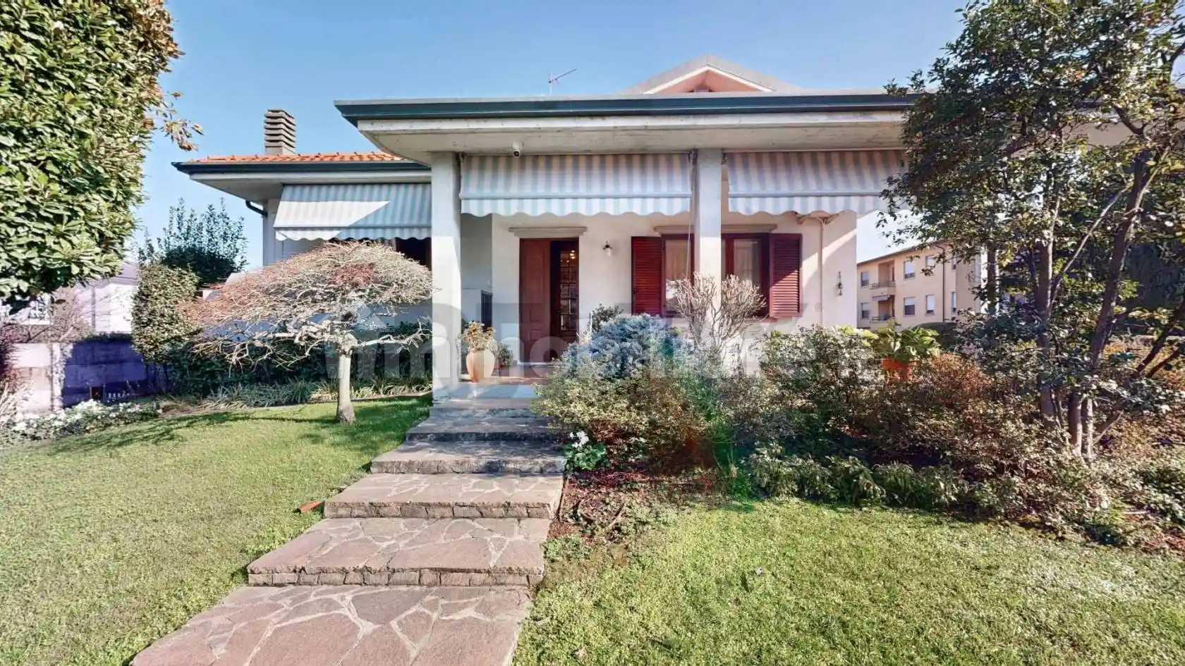 Villa in vendita a Bellinzago Lombardo