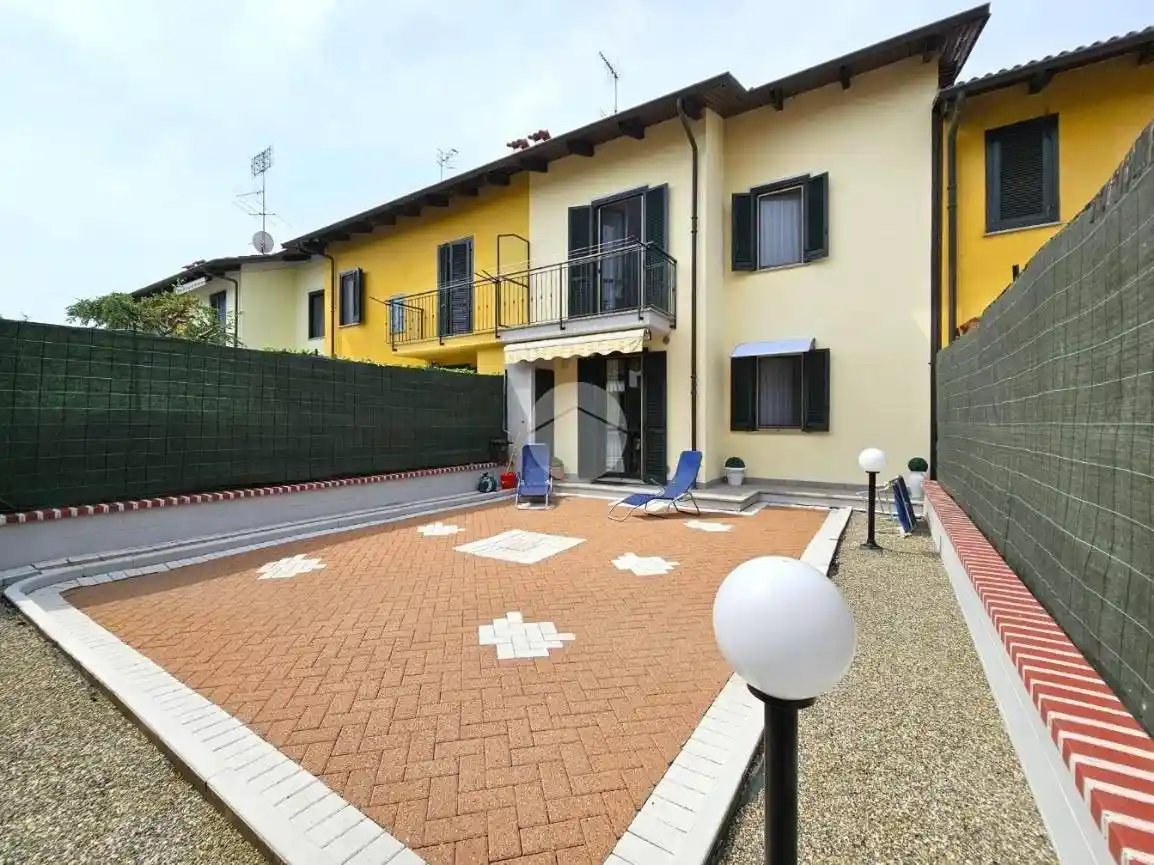 Villetta a schiera in vendita a Rondissone