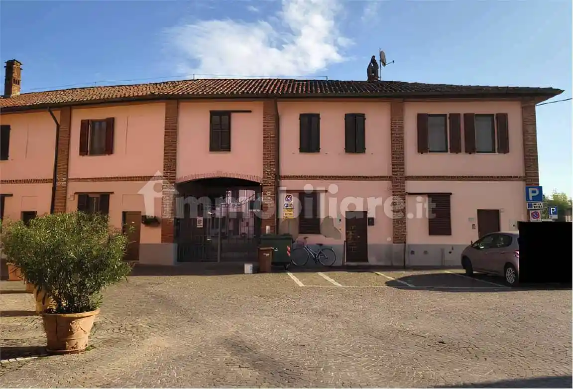 Appartamento in vendita a Rosate