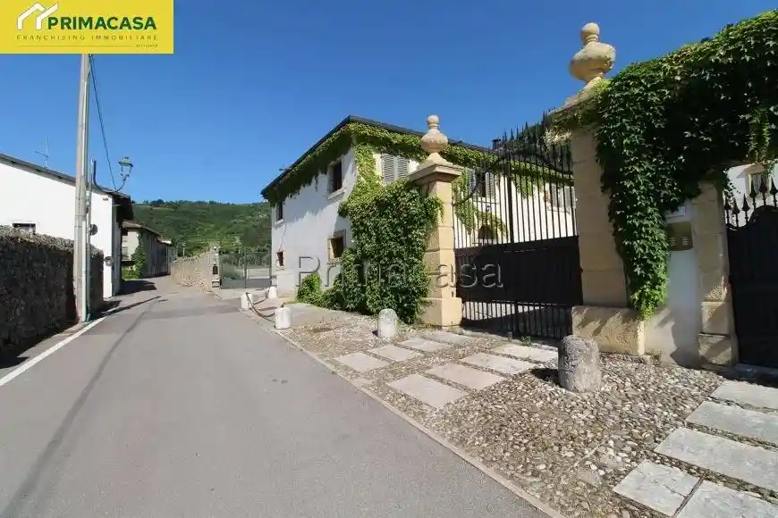 Appartamento in affitto a Fumane