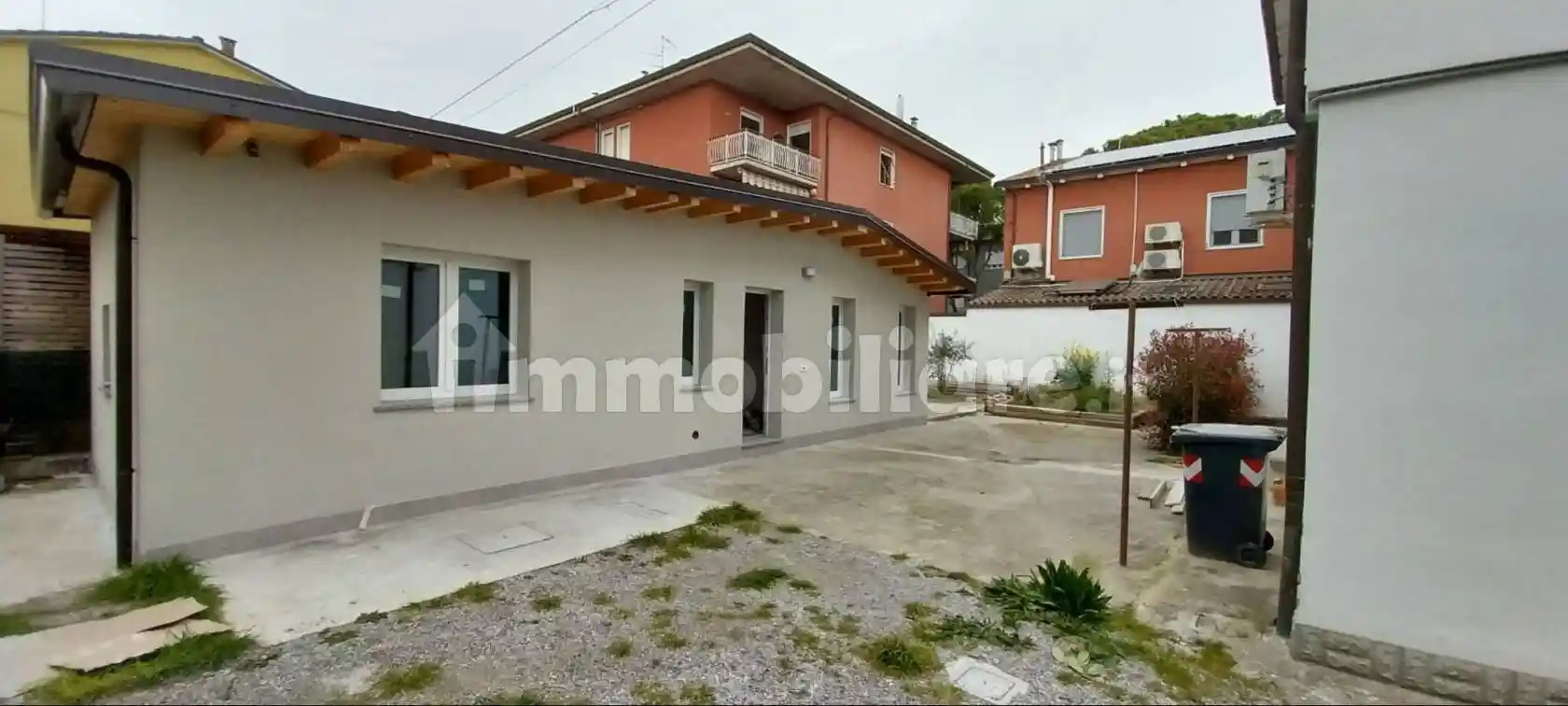 Villa in affitto a Forlì