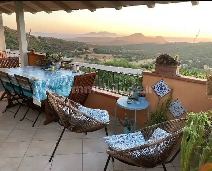 Casa indipendente in vendita a Loiri Porto San Paolo