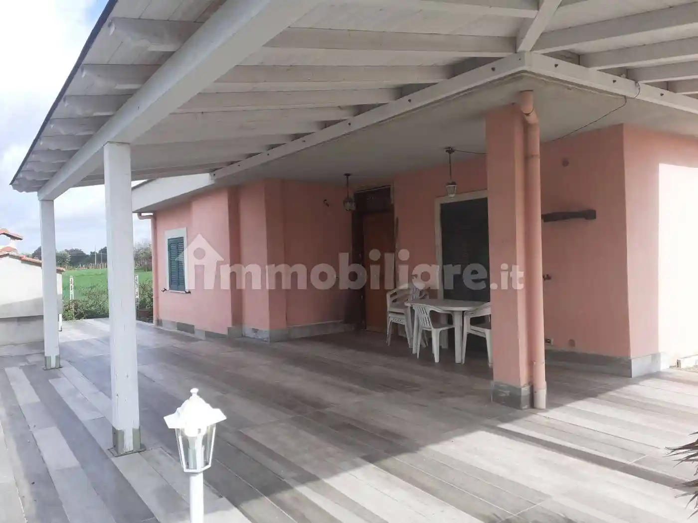 Villa in vendita a Nettuno