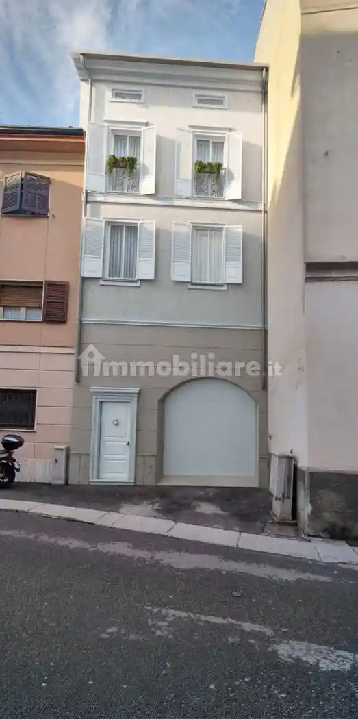 Casa indipendente in vendita a Cremona