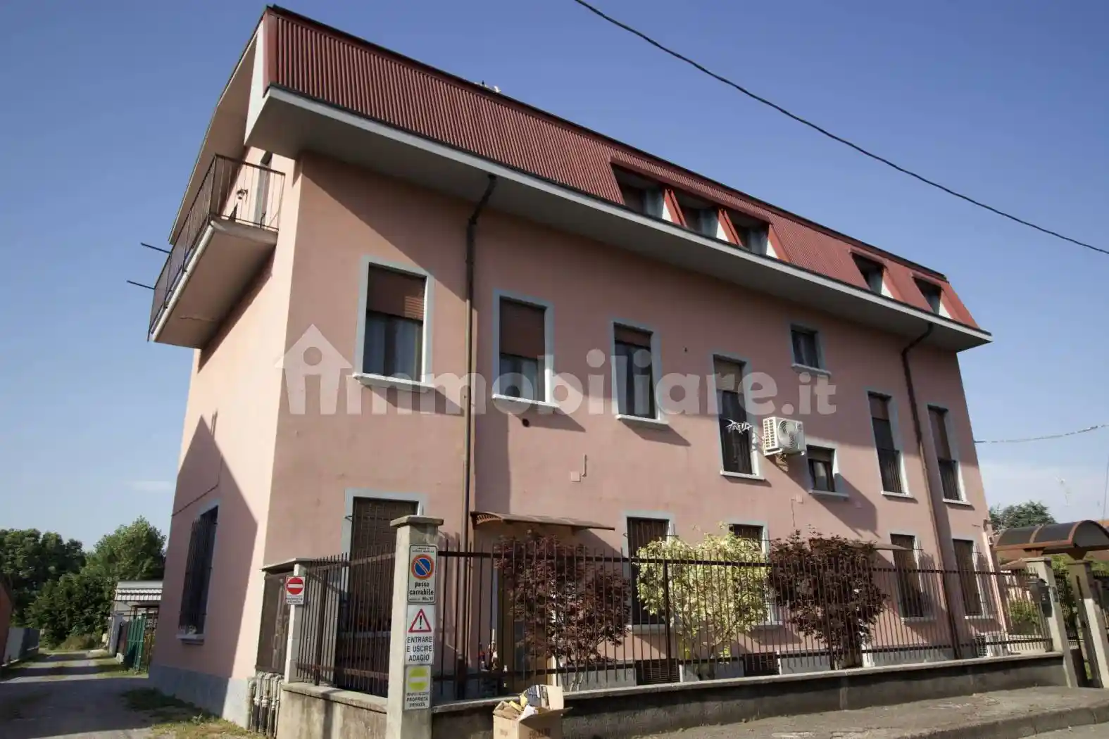Casa indipendente in vendita a Agrate Brianza