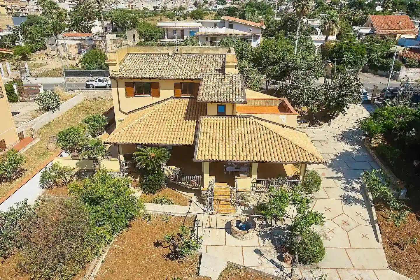 Villa - foto 2