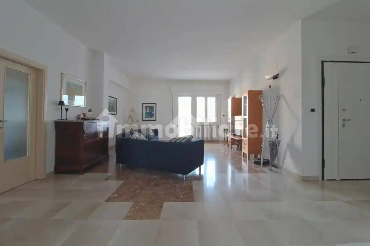 Appartamento in affitto a Giulianova