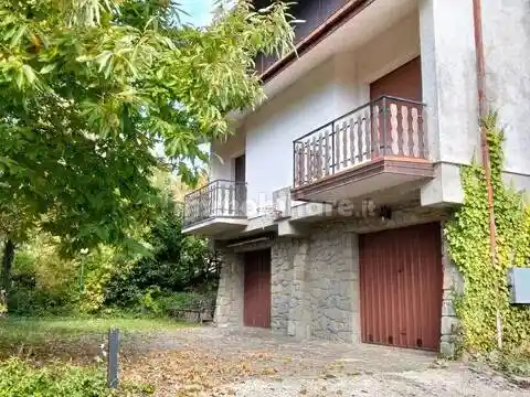 Villa in vendita a San Benedetto Val di Sambro
