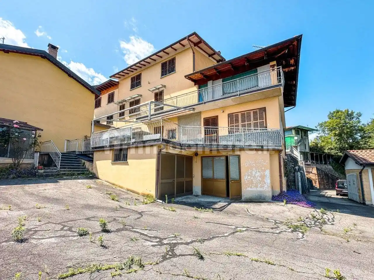 Villa in vendita a Cellio con Breia