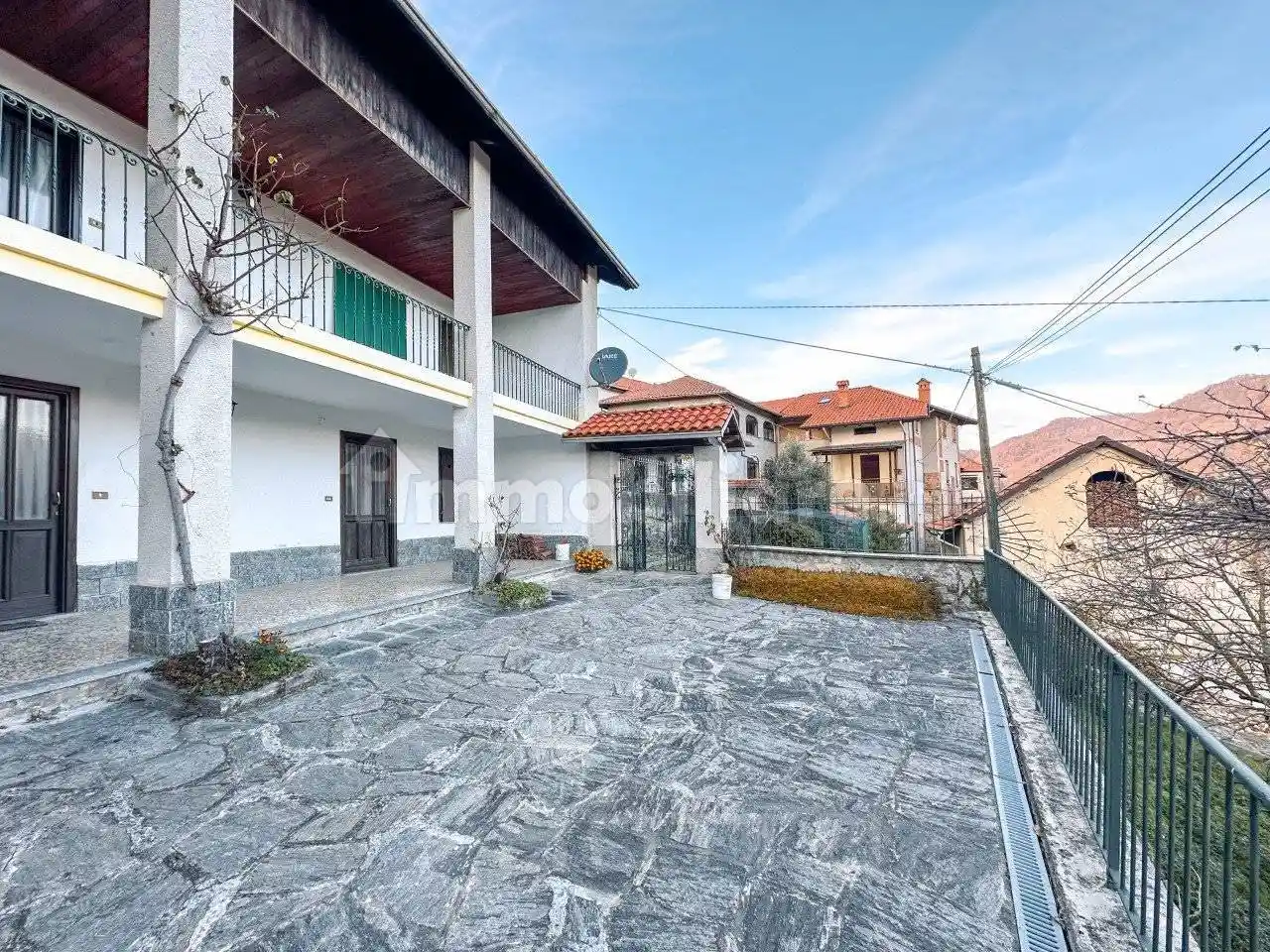 Villa in vendita a Cellio con Breia