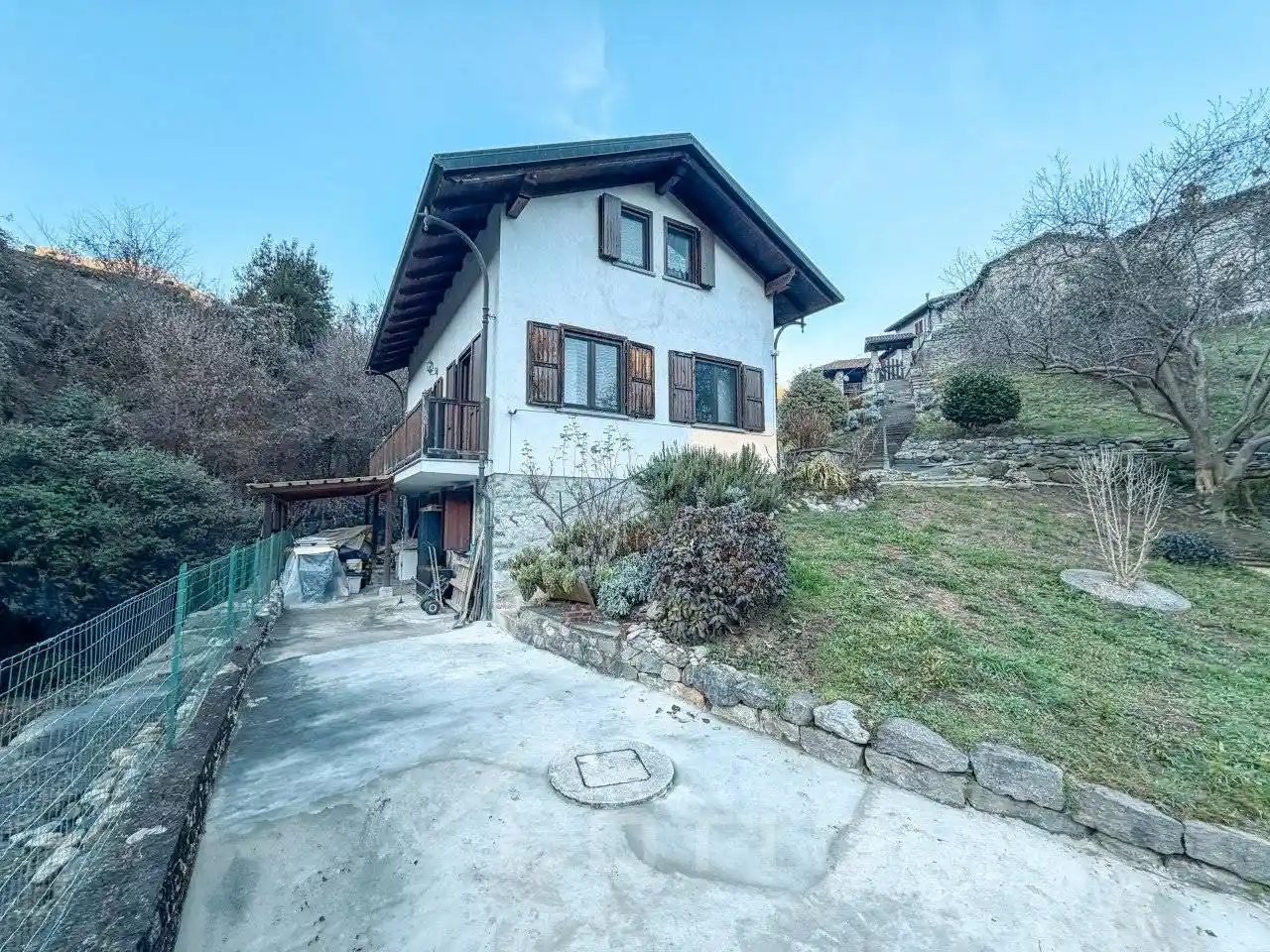 Villa in vendita a Varallo