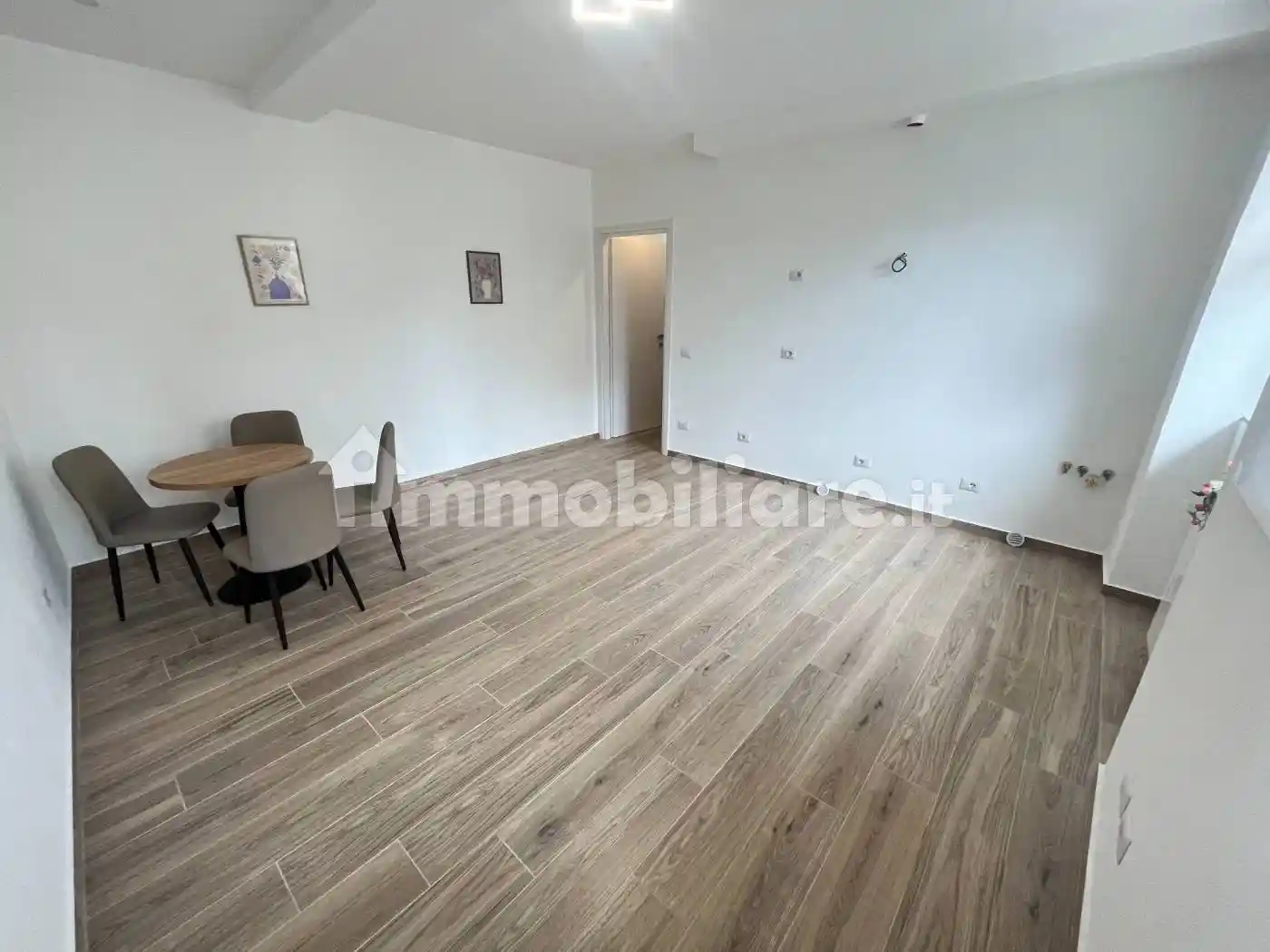 Appartamento in vendita a Rovellasca