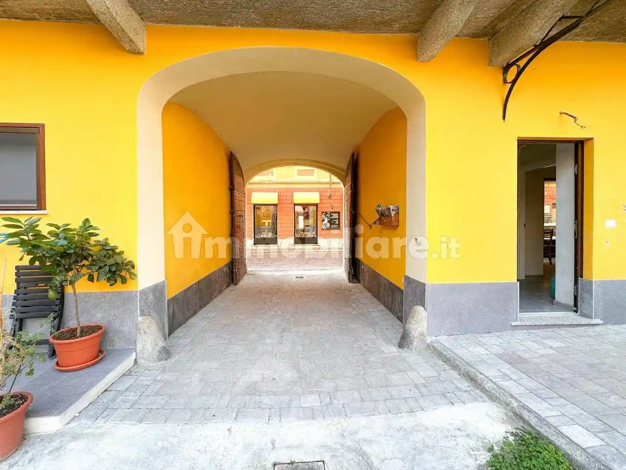 Appartamento in vendita a Carpignano Sesia