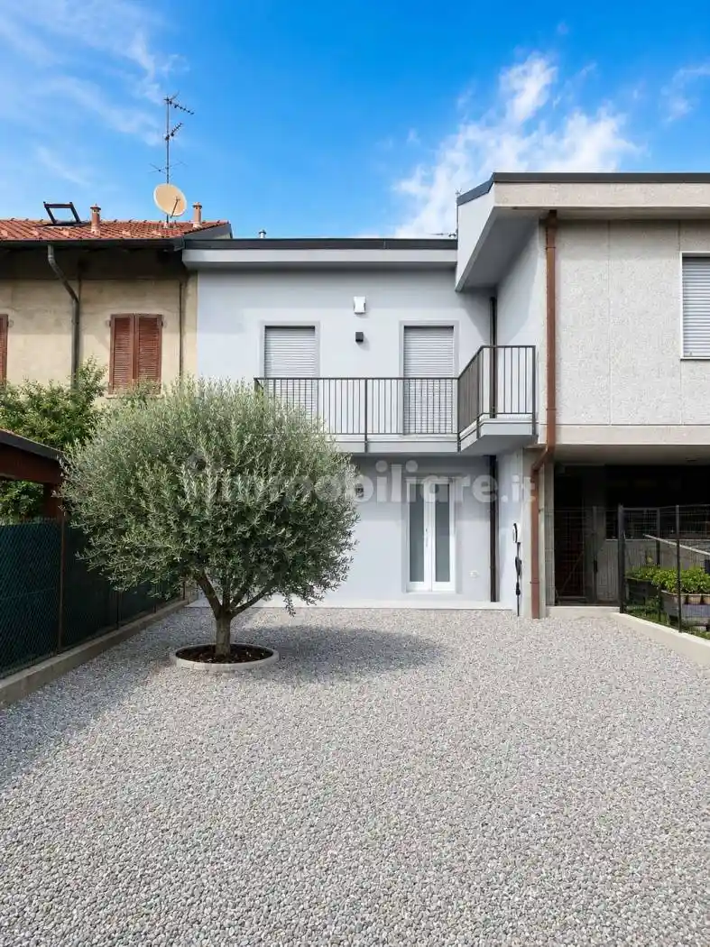 Appartamento in affitto a Meda