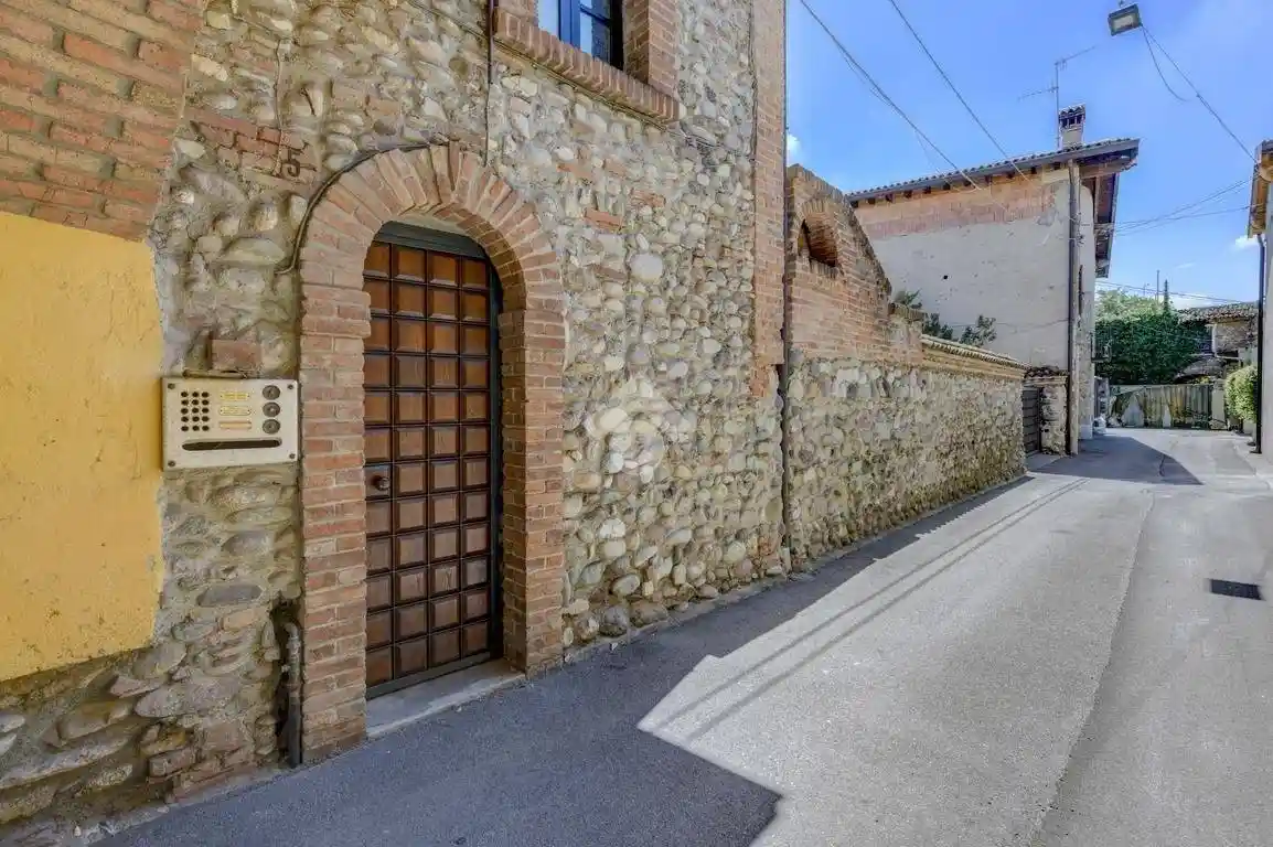 Rustico - Casale in vendita a Ospitaletto