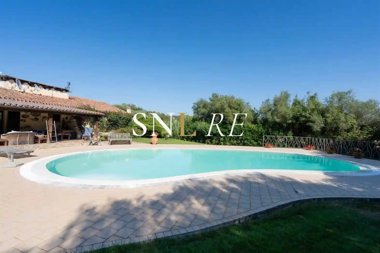 Villa - foto 2