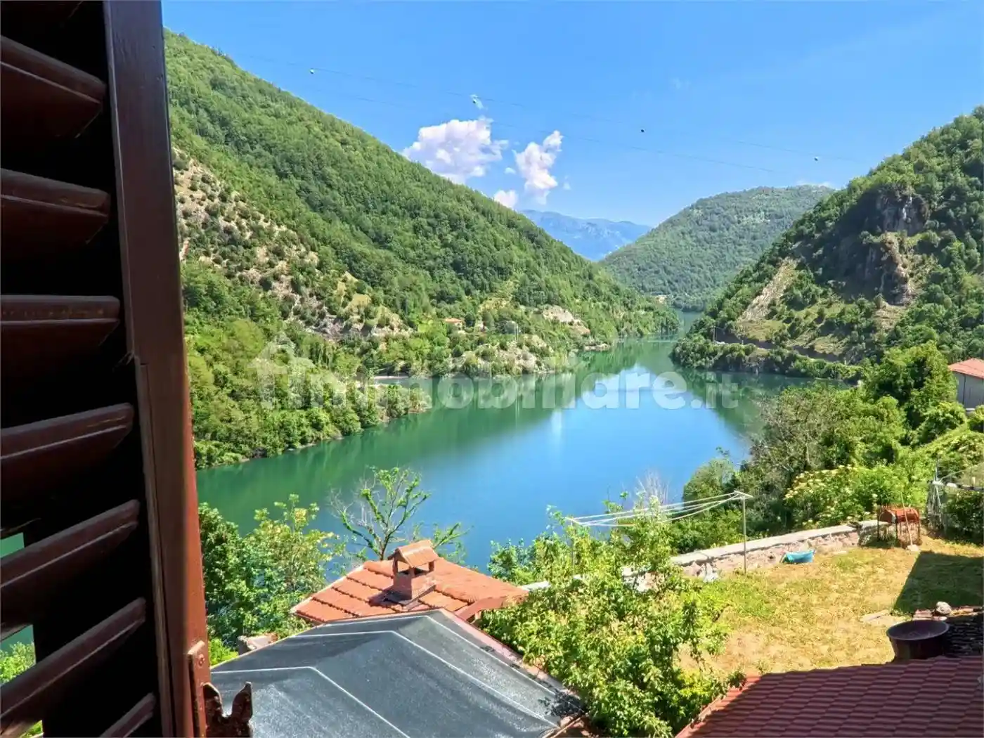 Casa indipendente in vendita a Vagli Sotto