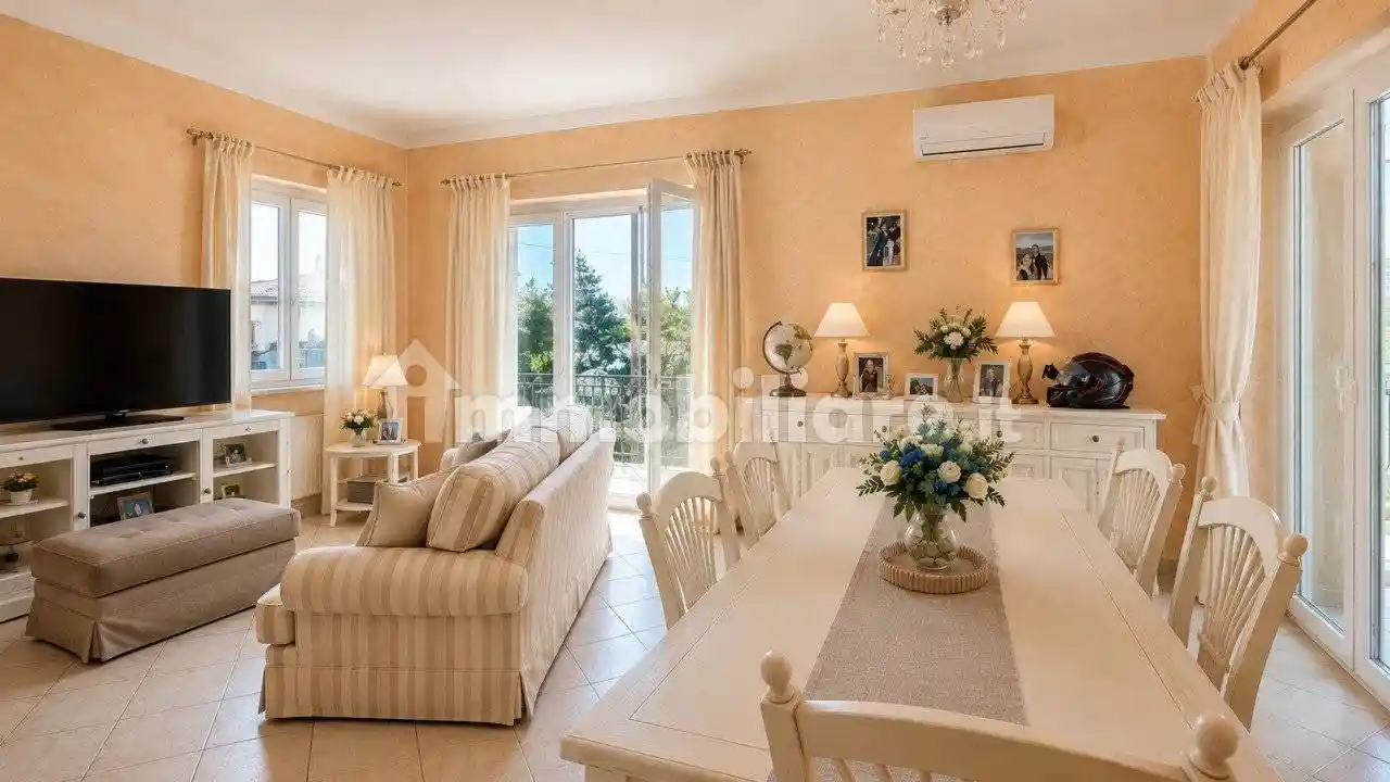 Villa in vendita a Massarosa