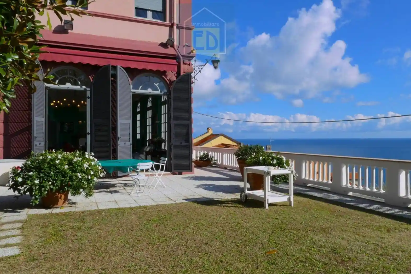 Villa in vendita a Bergeggi