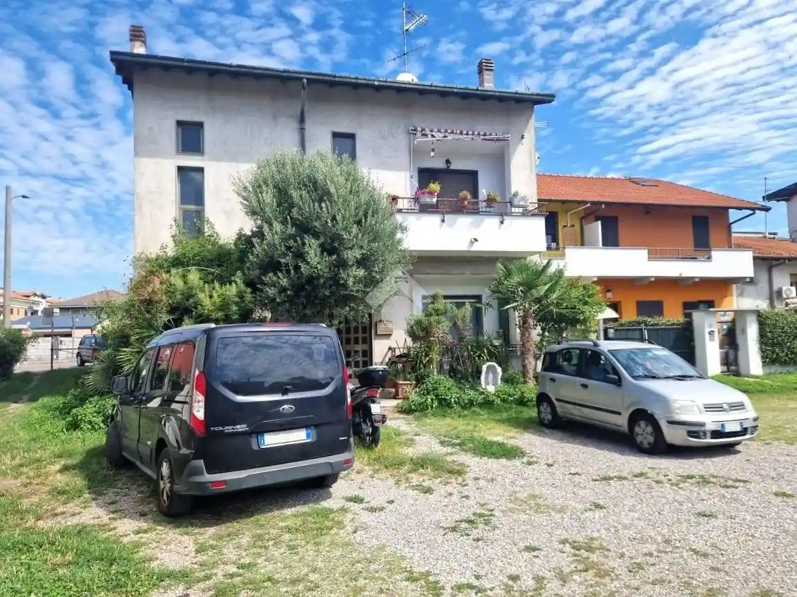 Appartamento in vendita a Cesate