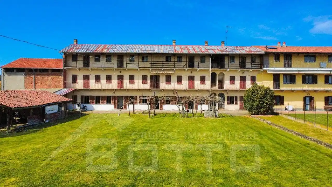Rustico - Casale in vendita a Bellinzago Novarese