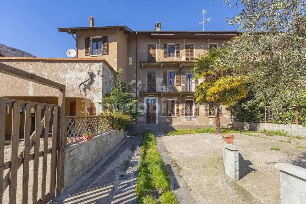 Villa in vendita a Omegna