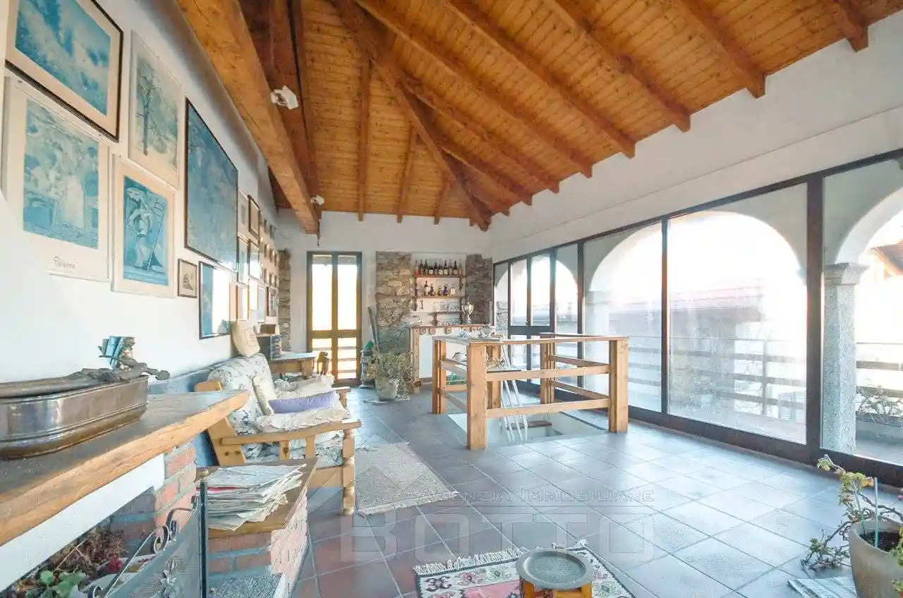 Villa in vendita a Madonna del Sasso