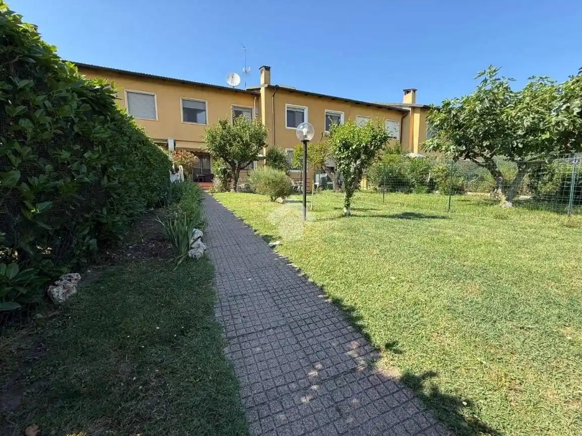 Villetta a schiera in vendita a Paullo