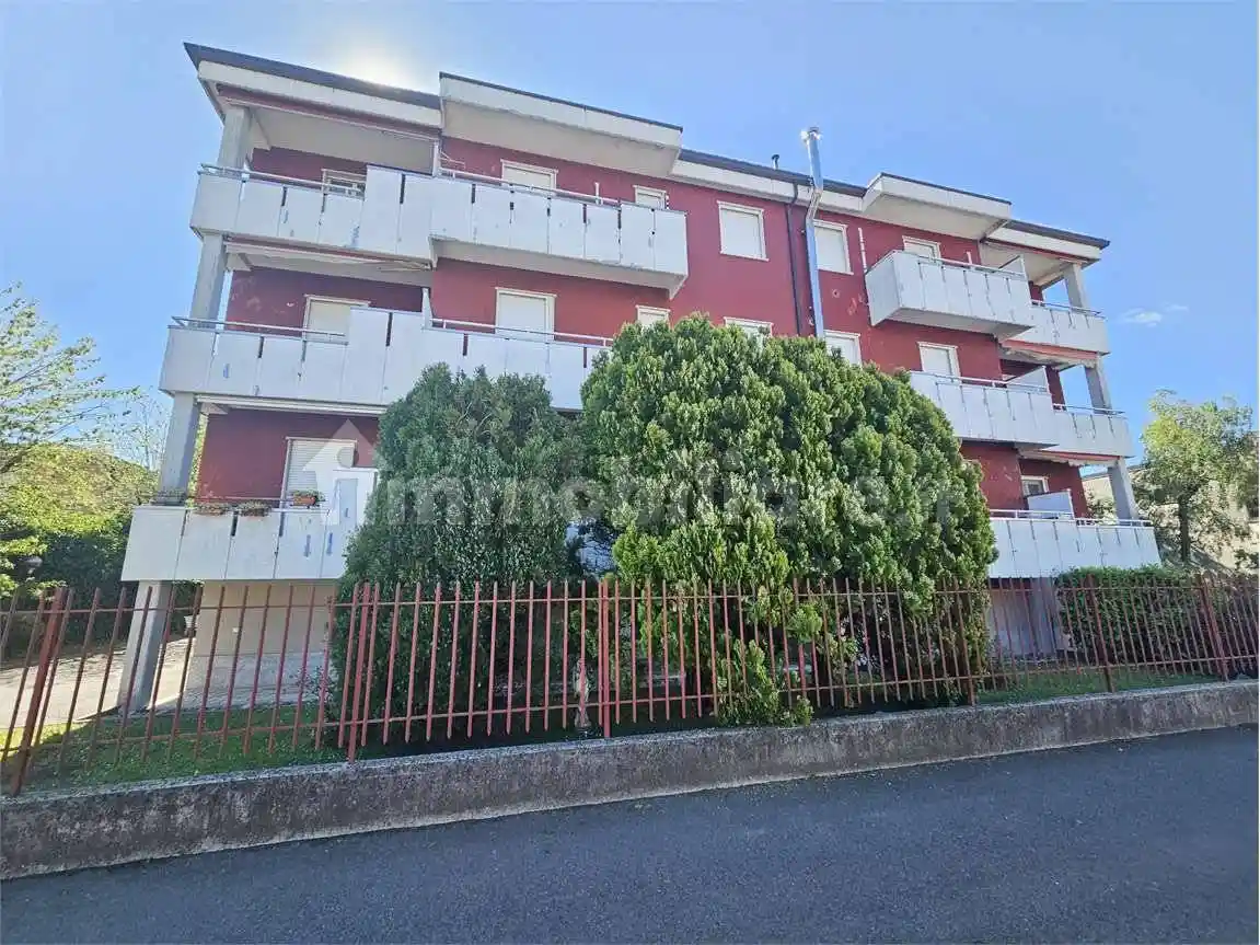 Appartamento in vendita a Cislago