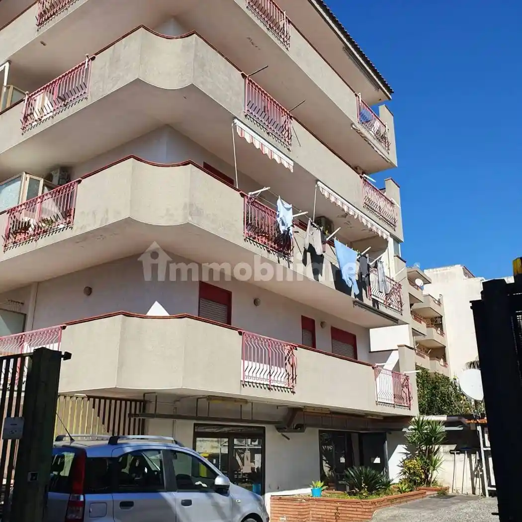 Appartamento in vendita a Roccalumera
