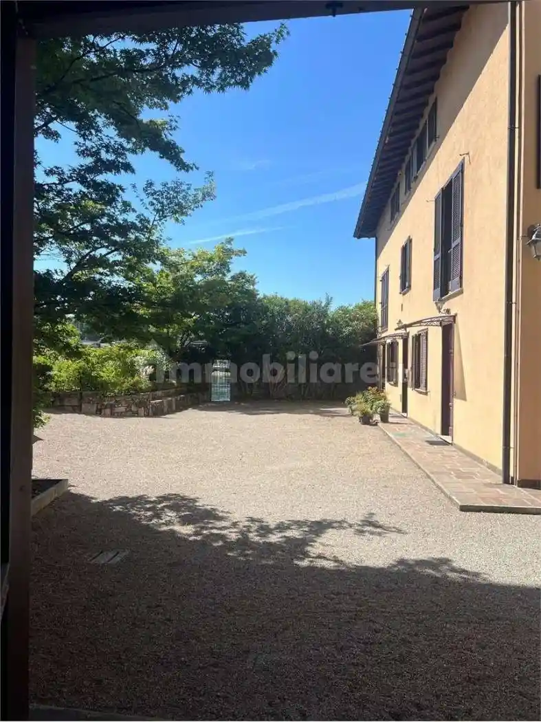 Appartamento in affitto a Sesto Calende