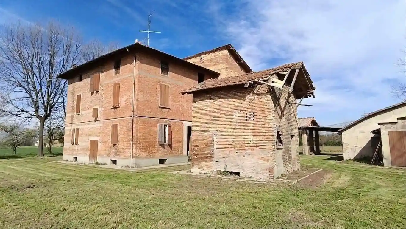 Rustico - Casale in vendita a Casalgrande
