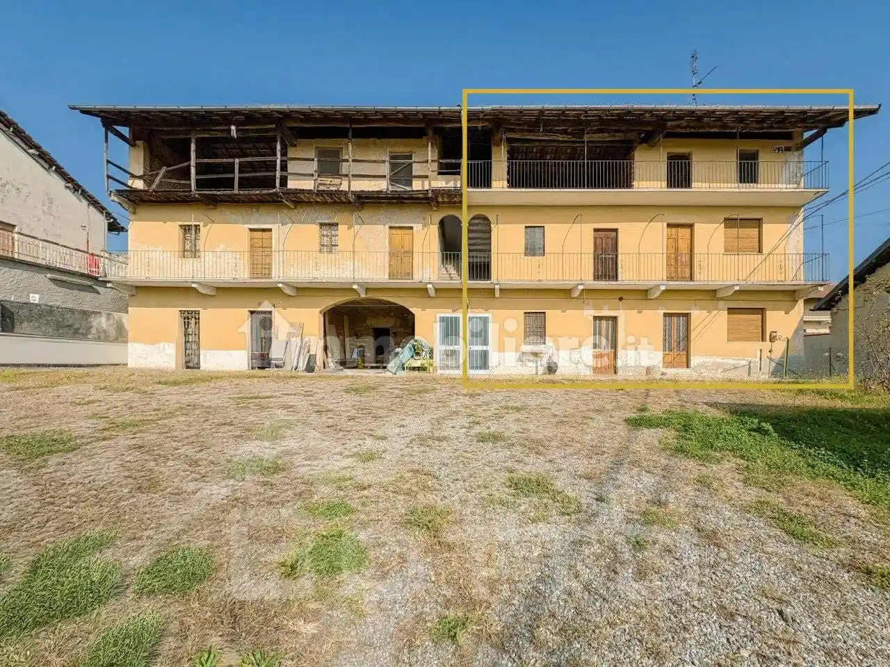 Rustico - Casale in vendita a Mezzomerico