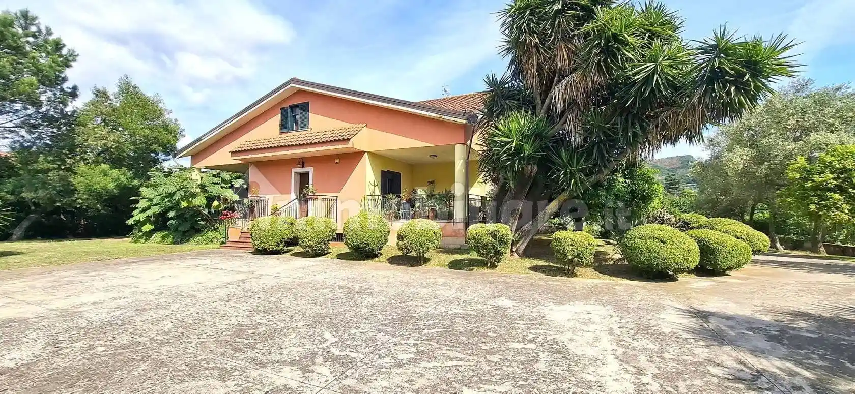 Villa in vendita a Giffoni Sei Casali