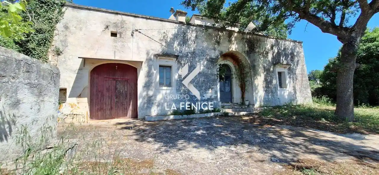 Rustico - Casale in vendita a Locorotondo