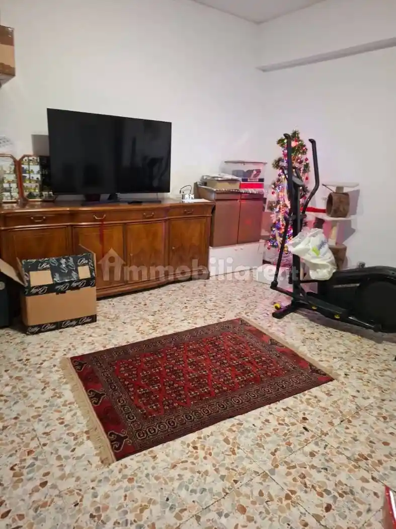 Appartamento in vendita a Piacenza