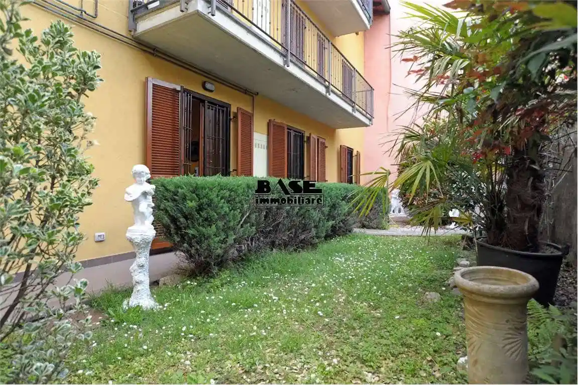 Appartamento in vendita a Lomazzo