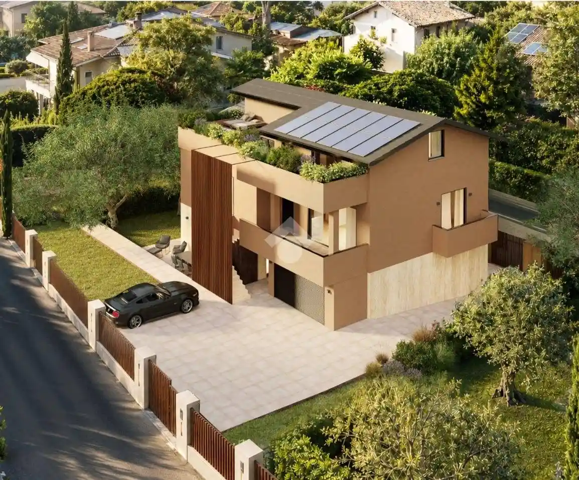 Villa in vendita a Desenzano del Garda