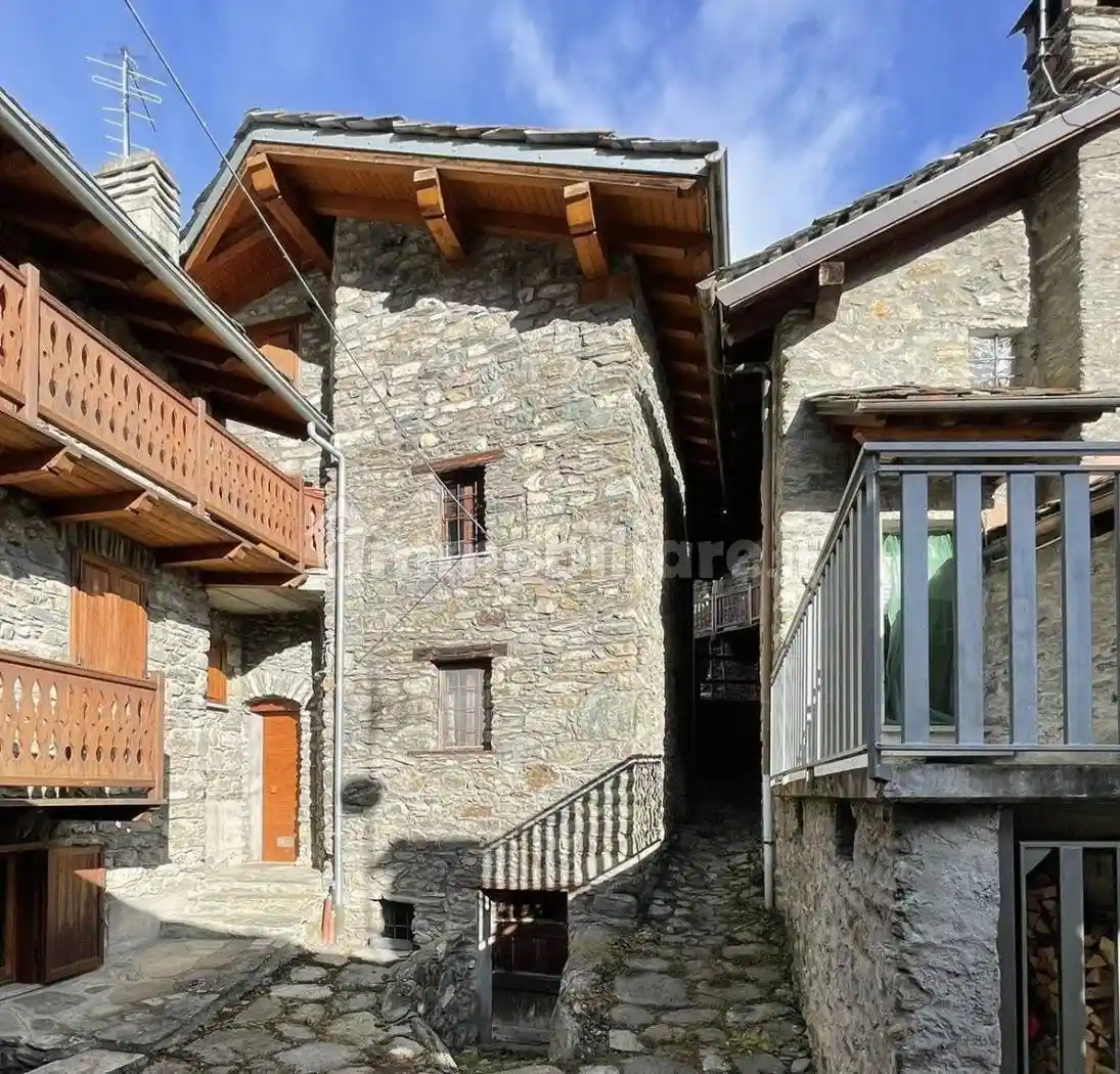 Rustico - Casale in vendita a Torgnon