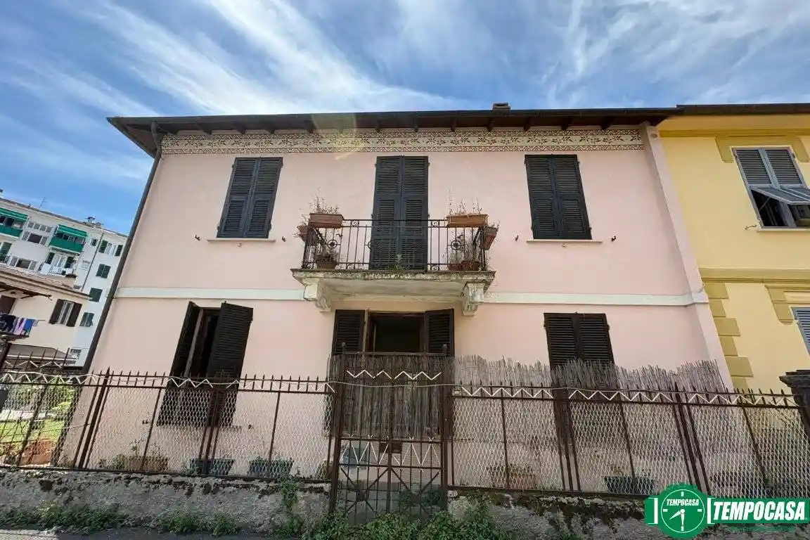 Villa in vendita a La Spezia