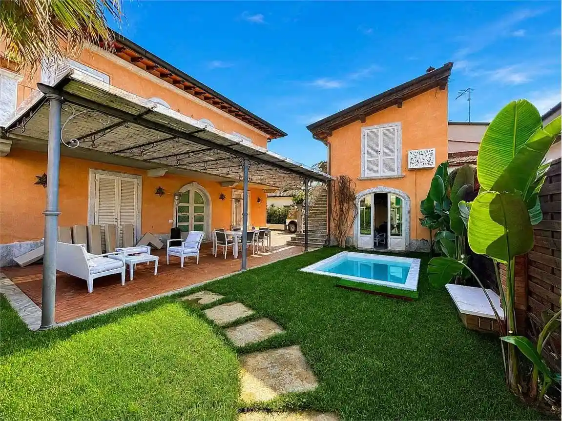 Villa in affitto a Forte dei Marmi