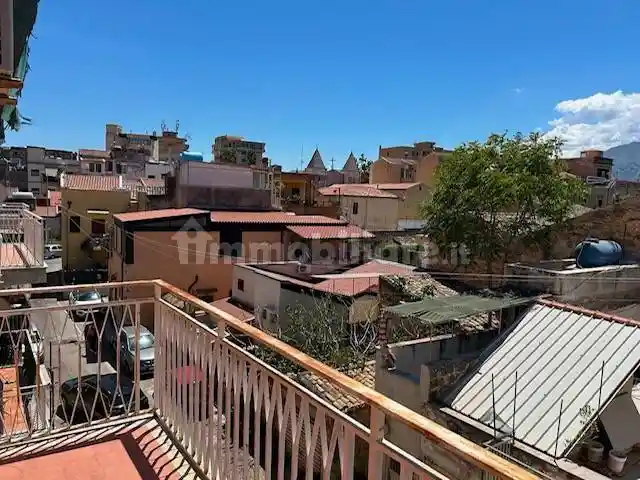 Appartamento in vendita a Palermo