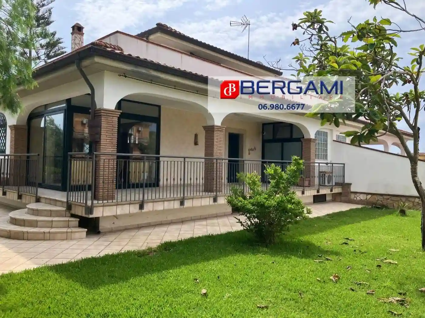 Villa - foto 2