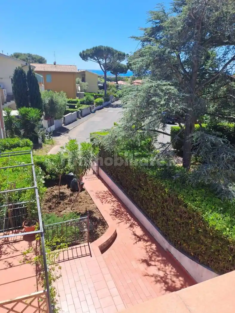 Appartamento in vendita a Rosignano Marittimo