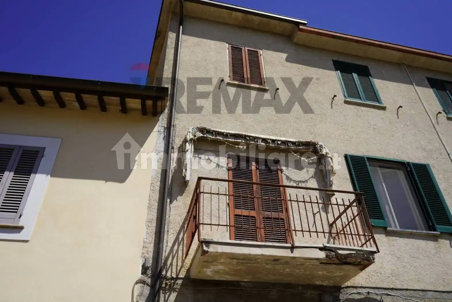 Casa indipendente in vendita a Foligno