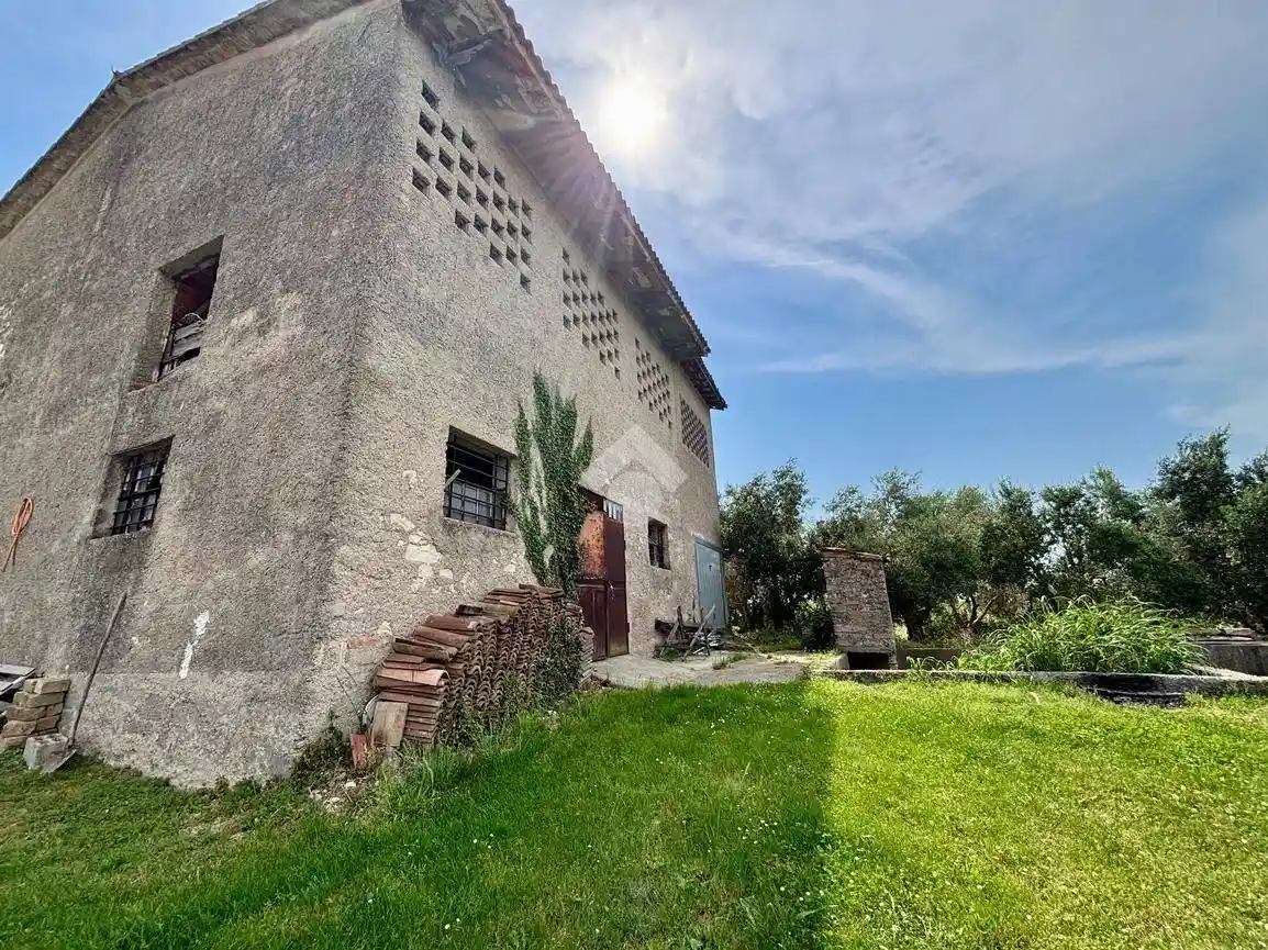 Rustico - Casale in vendita a Sommacampagna